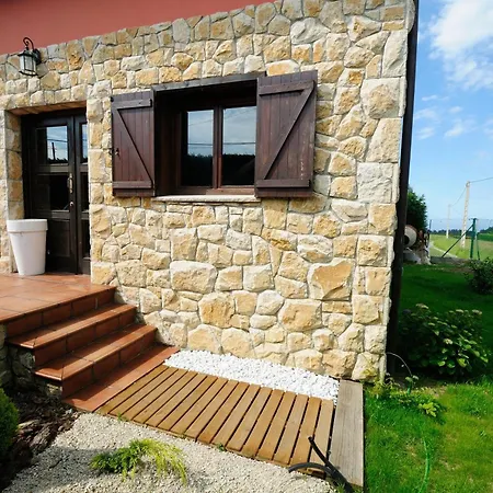 Charming House In With Fenced Garden Holiday home Albuerne