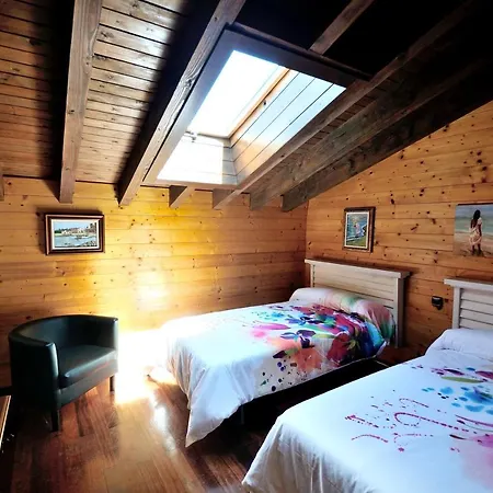 Charming House In With Fenced Garden Nyaraló Albuerne