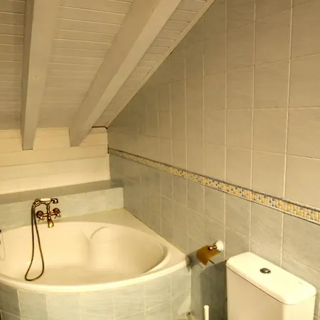 Nyaraló Charming House In With Fenced Garden *